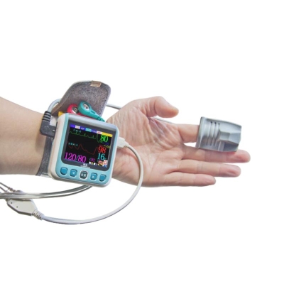Wrist Patient Monitor 2.4'' Hospital Multi-parameter Medical Individual Parameter