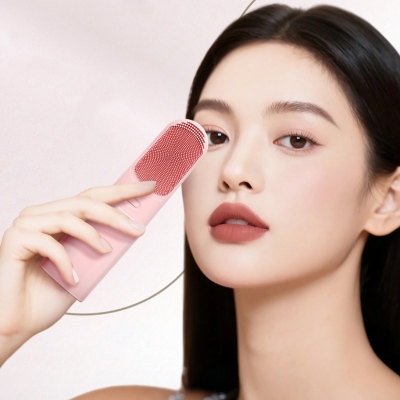 Hot and Cold Facial Cleanser Portable Face Brush-Ship to South America & Africa